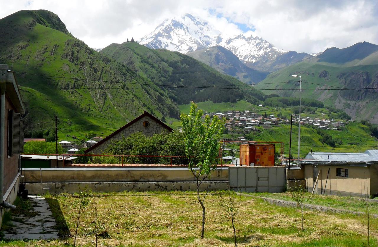 Guest House Kavtarashvili 38 Kasbegi Buitenkant foto