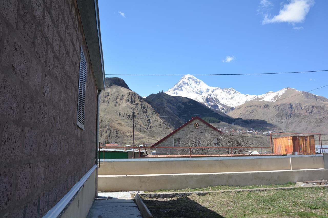 Guest House Kavtarashvili 38 Kasbegi Buitenkant foto